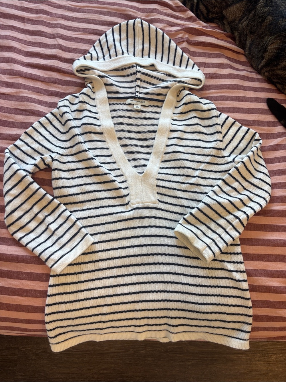 Banana Republic Striped Hooded V-Neck Sweater - Cream & Navy